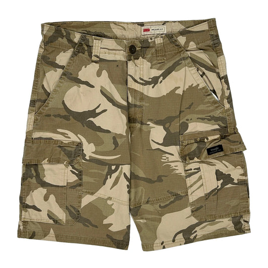 Relaxed Fit Wrangler Camo Cargo Shorts - 32W 10L Camo Cotton