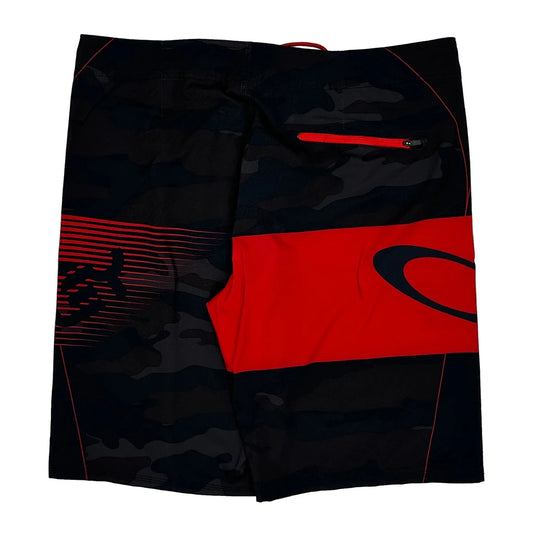 Vintage Tailored Fit Oakley Graphic Board Sport Shorts - 36W 9L Red Polyester