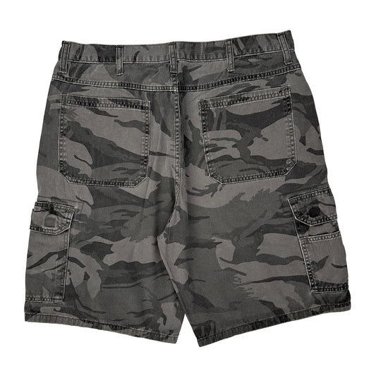 Wrangler Camo Cargo Shorts - 36W 11L Camo Cotton