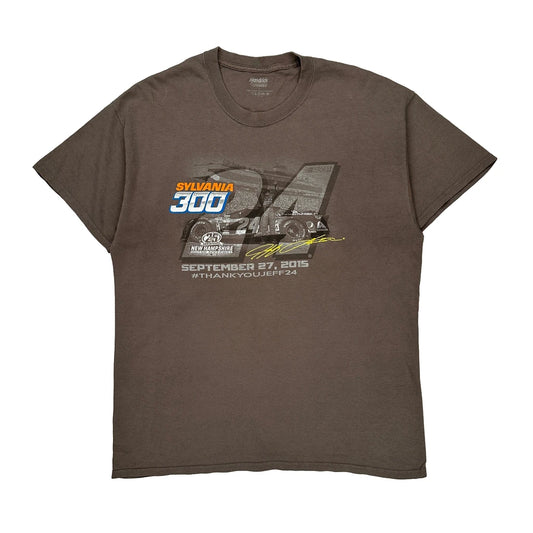 Sylvania 300 Hendrick Motorsports Graphic T-Shirt - Large Brown Cotton